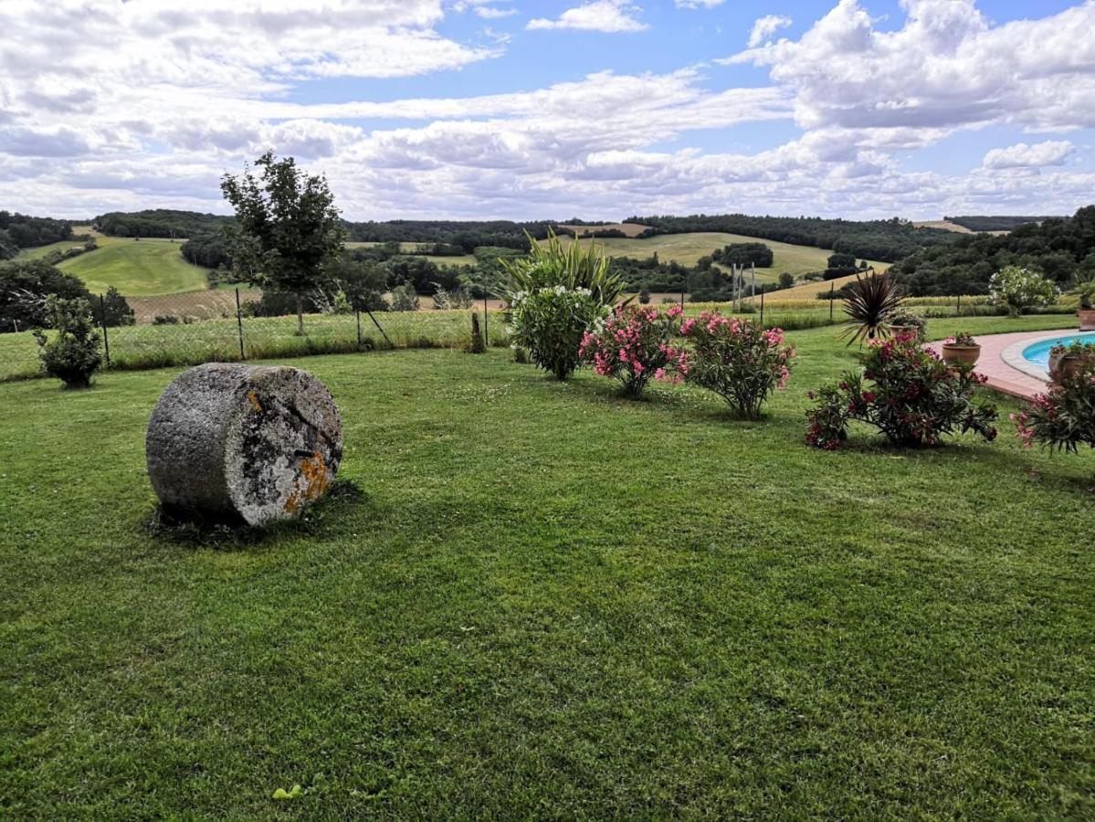 Les Hauts De Grazac, Chambres Et Tables D'Hotes Grazac  Εξωτερικό φωτογραφία
