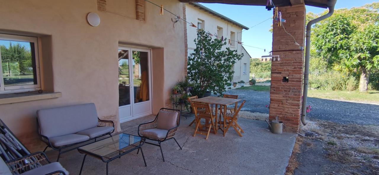 Les Hauts De Grazac, Chambres Et Tables D'Hotes Grazac  Εξωτερικό φωτογραφία